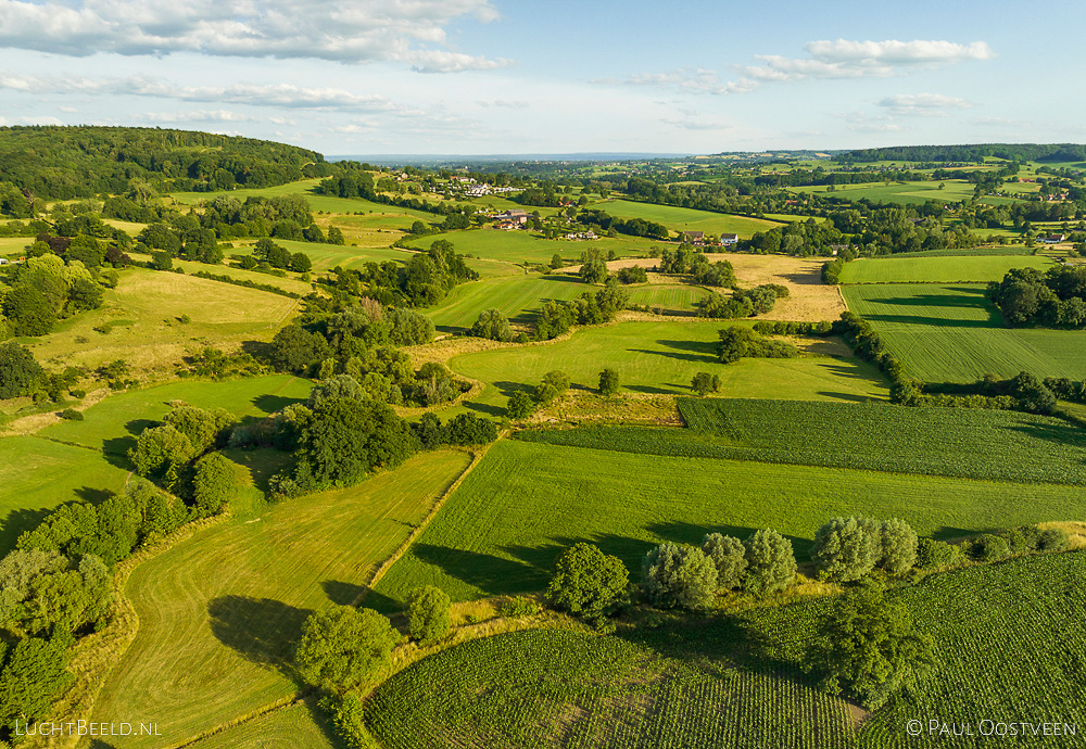 Zuid-Limburgs platteland in het Geuldal (luchtfoto door Paul Oostveen)