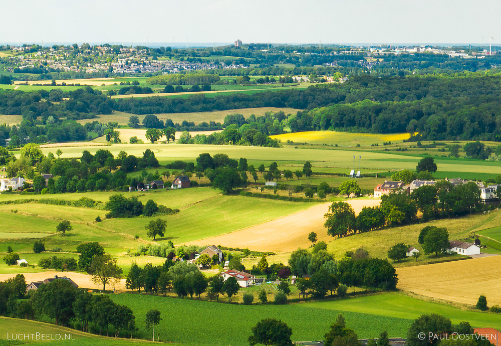 Zuid-Limburgs platteland bij Vijlen (luchtfoto door Paul Oostveen)