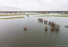 Hoog water in de IJssel. Luchtfoto gemaakt met een camera drone (Phantom).